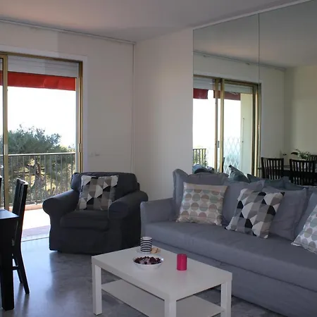 Domaine Du Loup La Roya Apartman